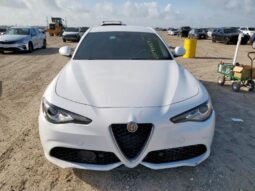 
										2020 Alfa romeo Giulia full									