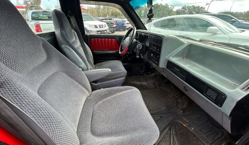 
								1994 Dodge Dakota full									