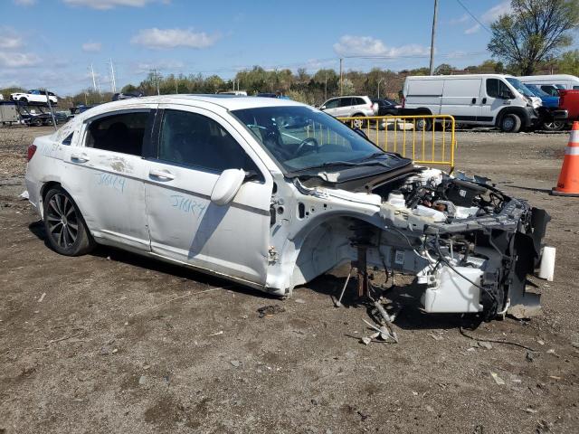 2013 Chrysler 200 tourin