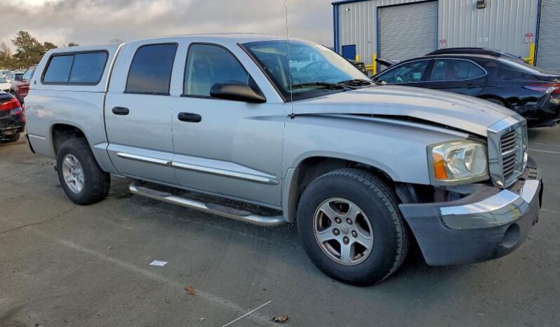 
								2005 Dodge Dakota full									