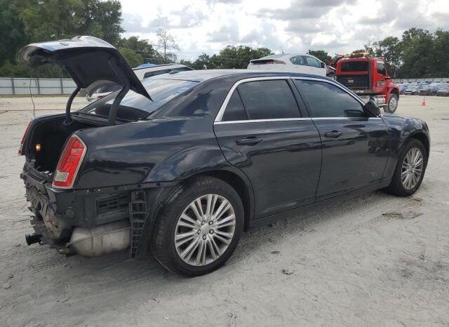 
								2014 Chrysler 300 full									