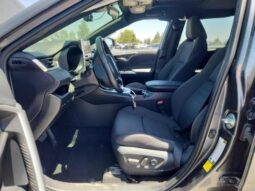 
										2023 Toyota Rav4 full									