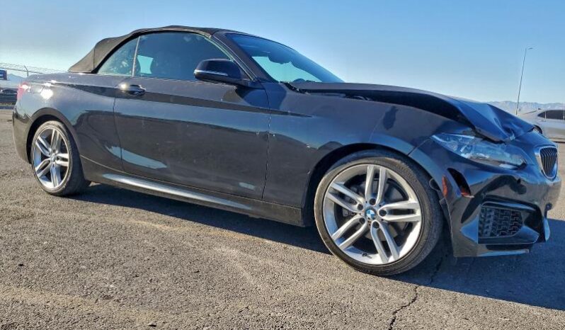 
								2016 BMW 2 series full									