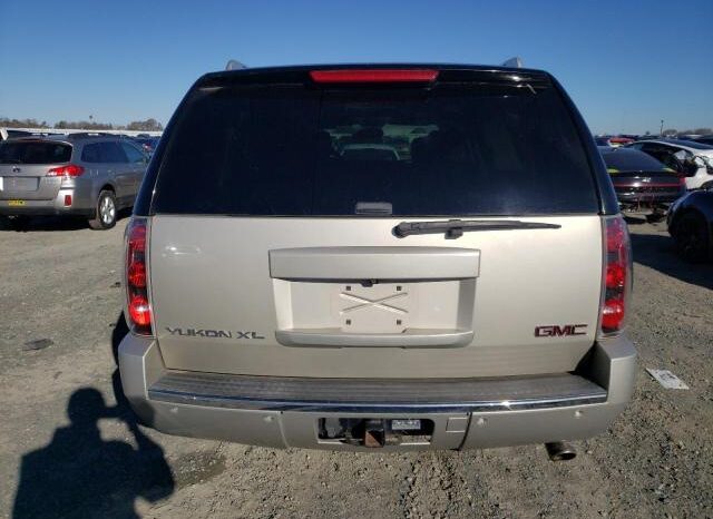 
								2013 Gmc Yukon full									