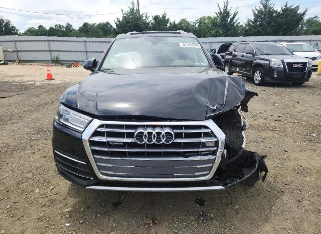 
								2019 Audi Q5 full									