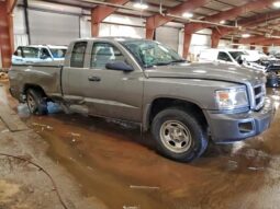 
										2011 Dodge Dakota full									