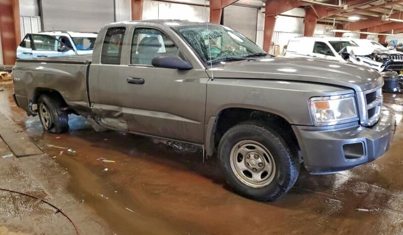 
								2011 Dodge Dakota full									