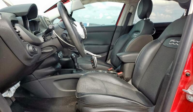
								2016 Fiat 500 full									