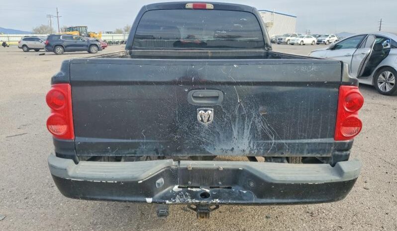 
								2006 Dodge Dakota full									