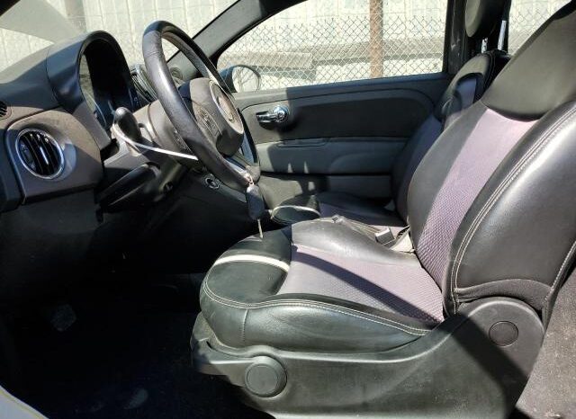 
								2016 Fiat 500 full									