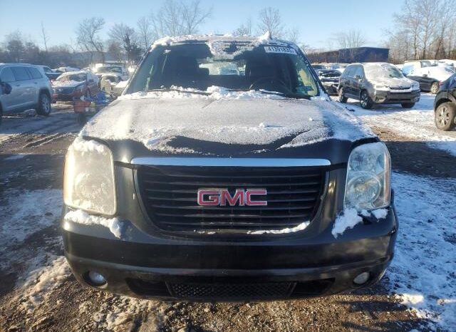 
								2014 Gmc Yukon full									