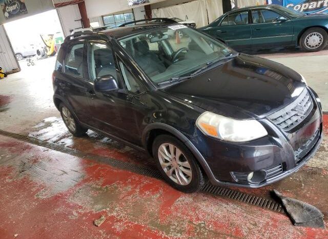 
								2013 Suzuki Sx4 full									