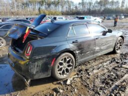 
										2017 Chrysler 300 full									