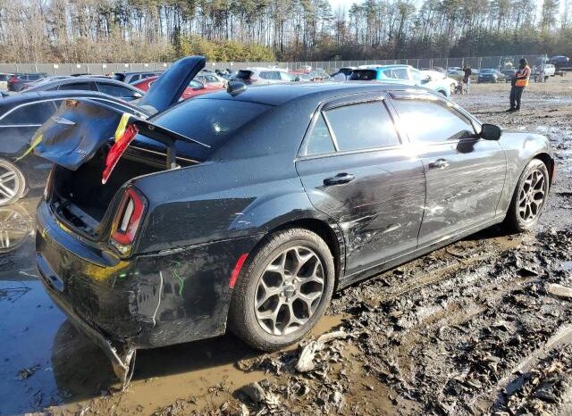 
								2017 Chrysler 300 full									