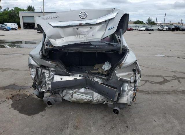 
								2013 Nissan Altima 2.5 full									