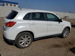 
										2013 Mitsubishi Outlander full									