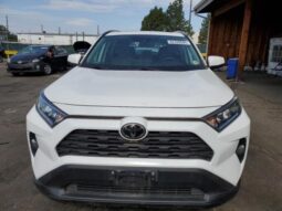 
										2020 Toyota Rav4 full									