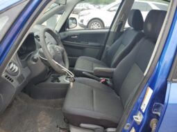 
										2013 Suzuki Sx4 full									