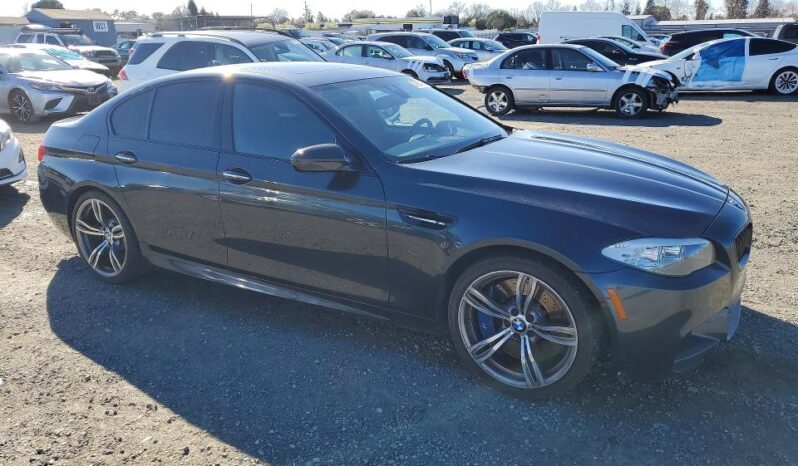 
								2013 BMW M5 full									