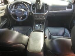 
										2017 Chrysler 300 full									