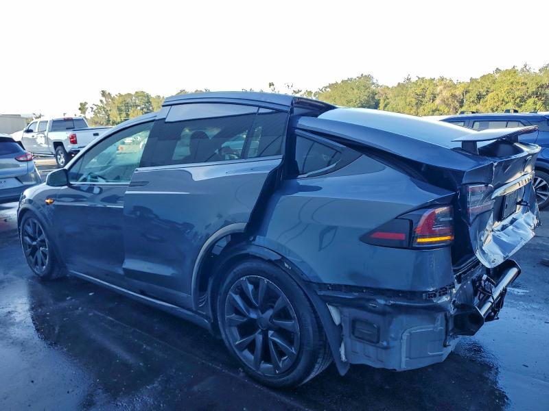 2022 Tesla Model x