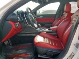 
										2020 Alfa romeo Giulia full									