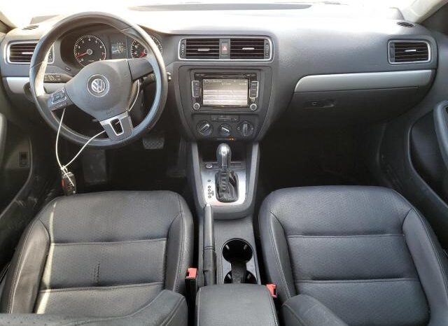 
								2014 Volkswagen Jetta se full									
