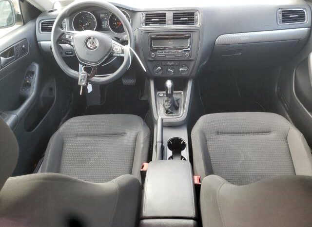 
								2015 Volkswagen Jetta se full									