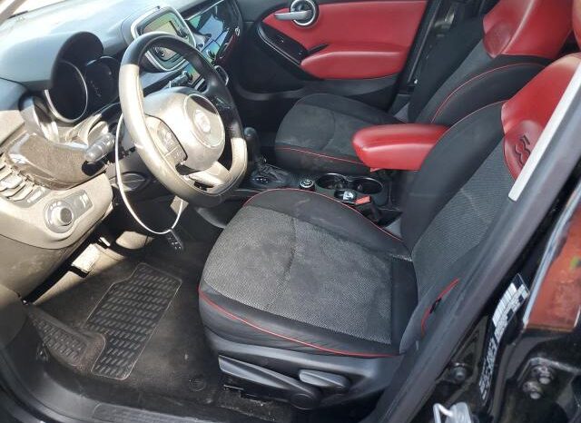 
								2016 Fiat 500 full									