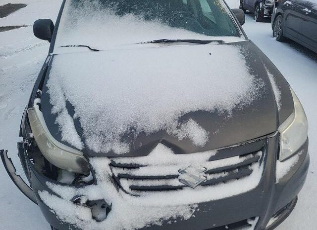 
								2013 Suzuki Sx4 full									