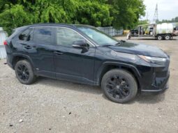 
										2022 Toyota Rav4 full									