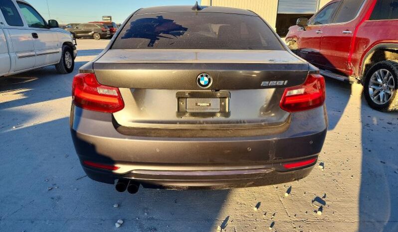 
								2016 BMW 2 series full									