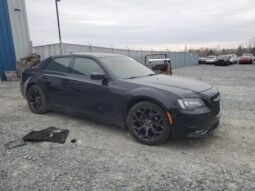 
										2019 Chrysler 300 s full									