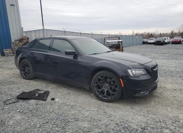 
								2019 Chrysler 300 s full									