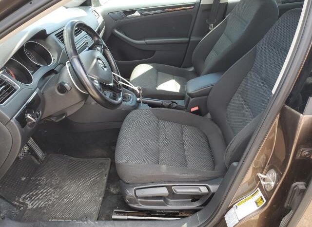 
								2015 Volkswagen Jetta se full									