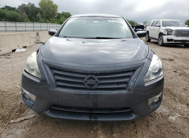 
								2015 Nissan Altima 2.5 full									