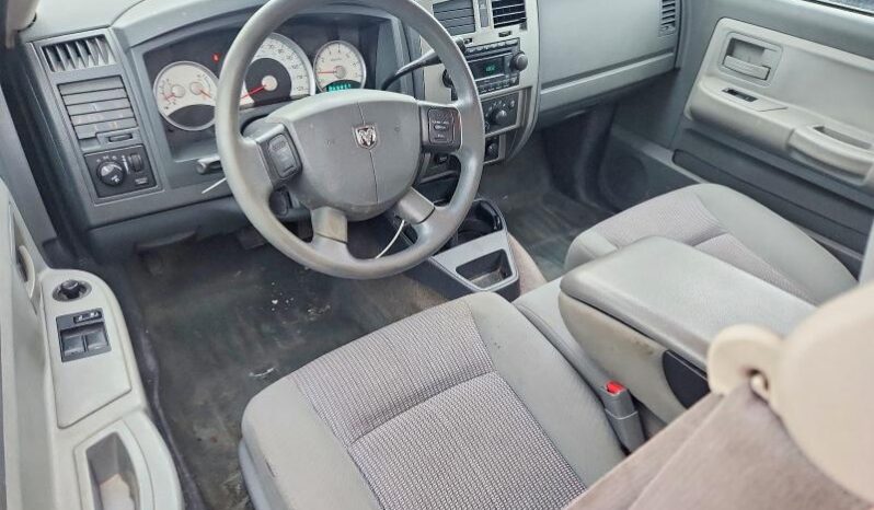 
								2007 Dodge Dakota full									