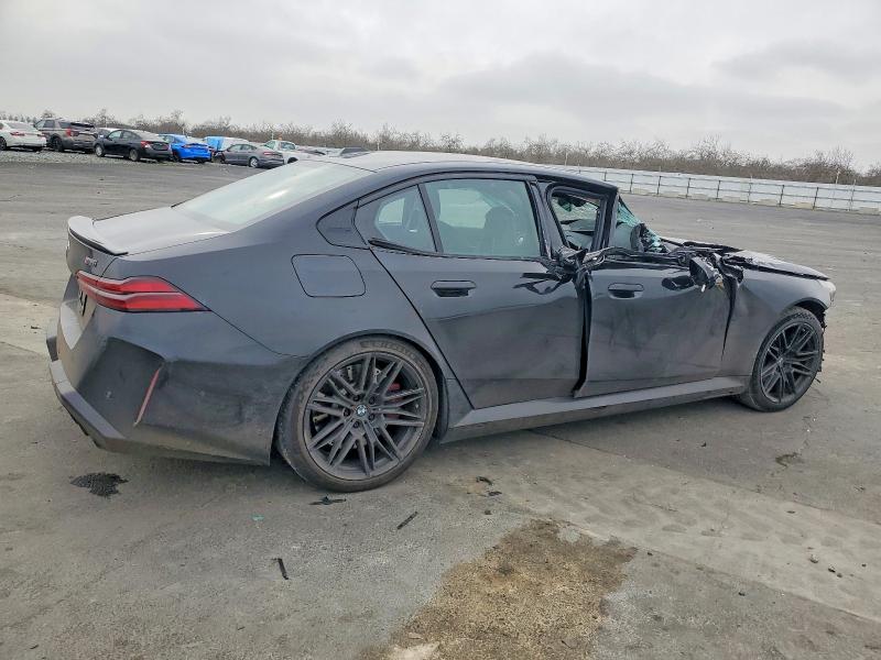 2025 BMW M5