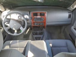 
										2005 Dodge Dakota full									