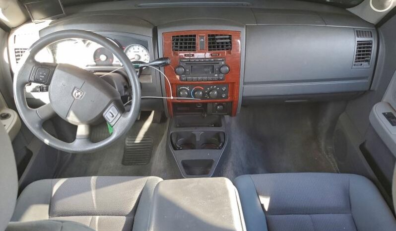
								2005 Dodge Dakota full									