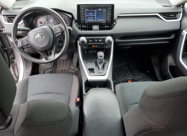 
								2022 Toyota Rav4 full									