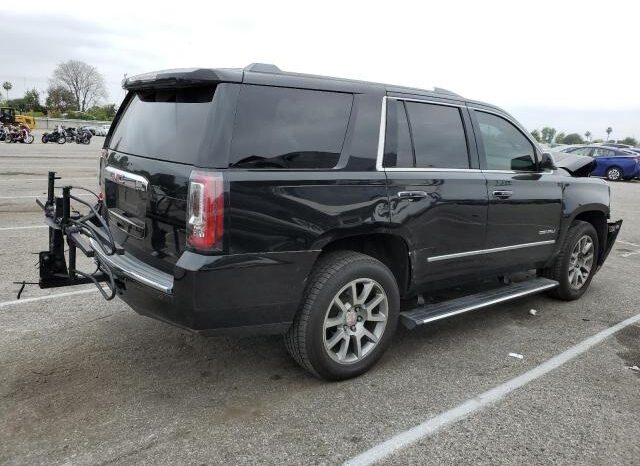 
								2016 Gmc Yukon full									