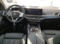 
										2023 BMW X7 full									