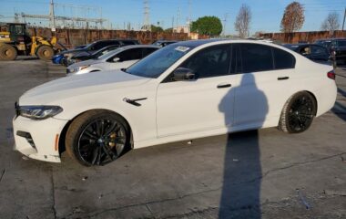 2022 BMW M5