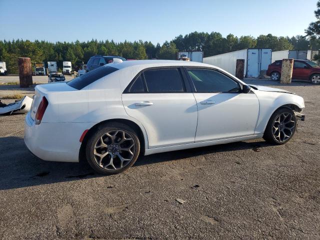 2018 Chrysler 300