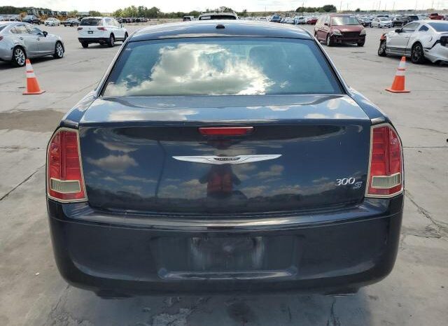 
								2012 Chrysler 300 full									