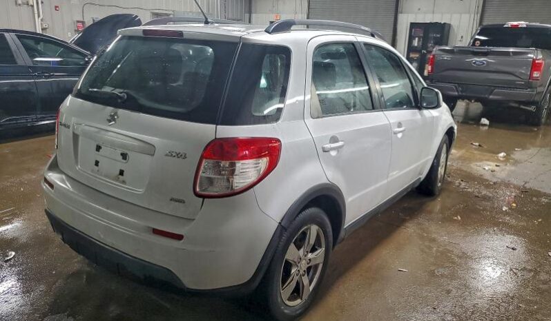 
								2012 Suzuki Sx4 full									
