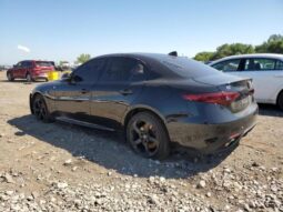 
										2017 Alfa romeo Giulia q4 full									