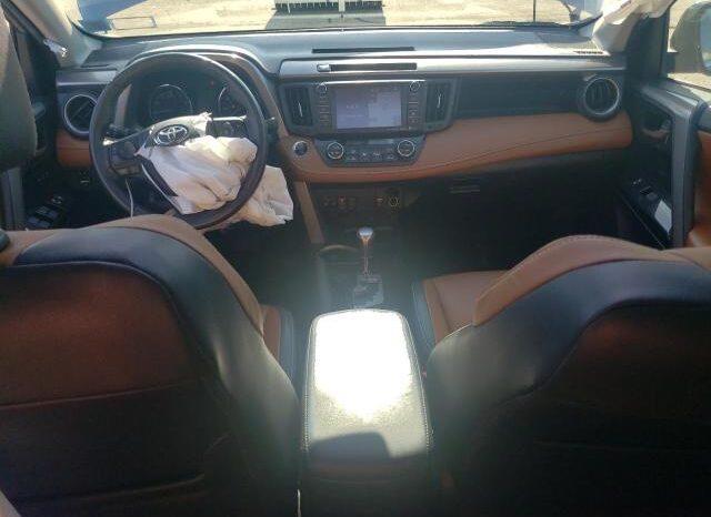 
								2017 Toyota Rav4 full									