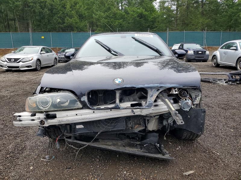 2002 BMW M5